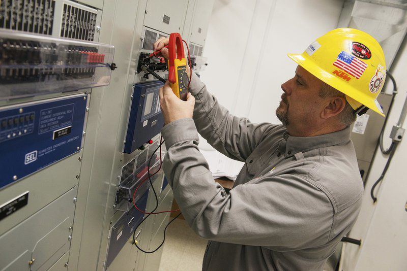 'Fast Track': Local business leaders back scholarship plan to create 'job-ready' workforce